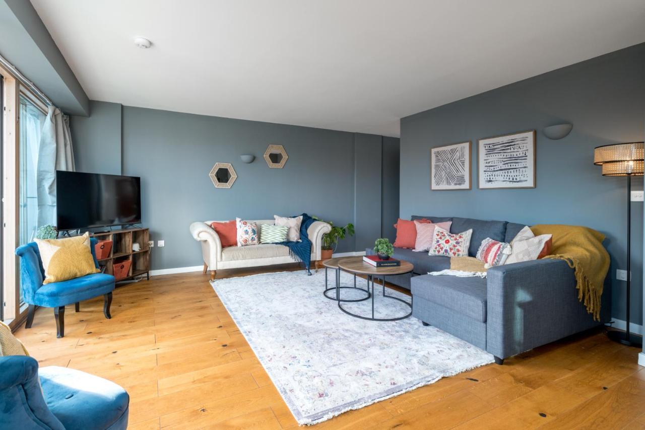 2 Bedroom Apartment With Park Views Shoreditch London Eksteriør billede