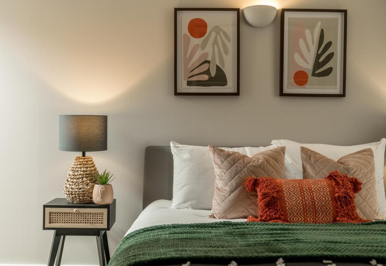 2 Bedroom Apartment With Park Views Shoreditch London Eksteriør billede